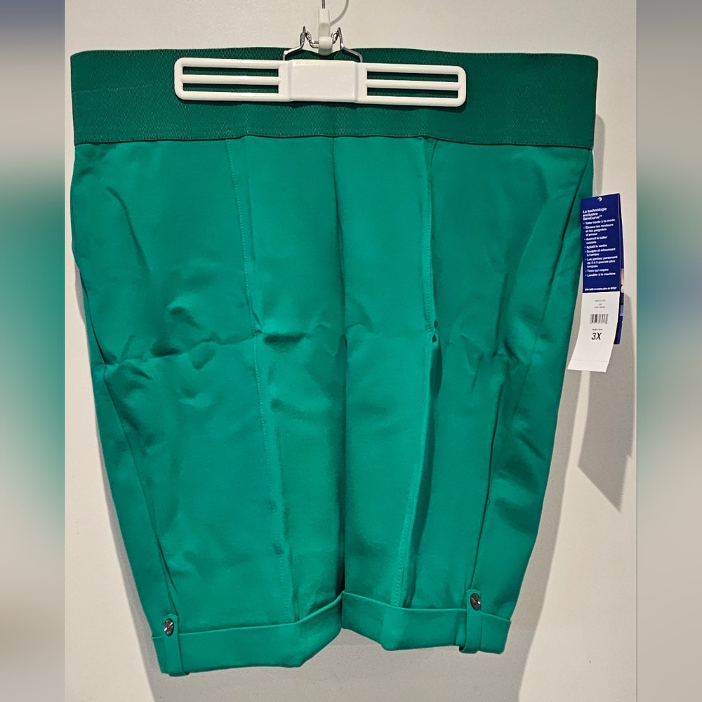 Emerald Green Women's Shorts